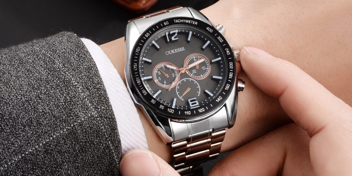 Top 4 Reasons To Buy Luxury Watches Online For Men